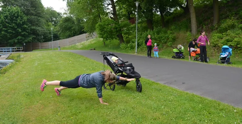 Cvičení pro maminky s kočárky - každé pondělí na Rolavě