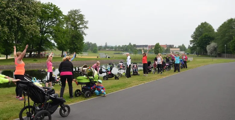 Cvičení pro maminky s kočárky - každé pondělí na Rolavě