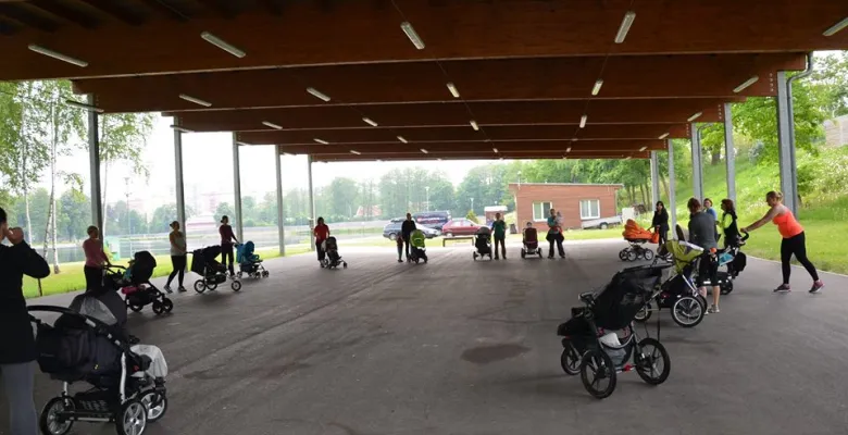 Cvičení pro maminky s kočárky - každé pondělí na Rolavě