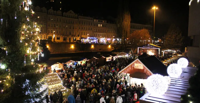 Fotogalerie z vánočních trhů 2016