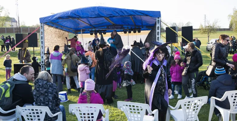 Fotografie z Pálení čarodějnic na Rolavě