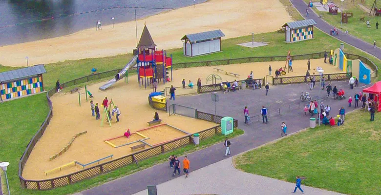 Vyjádření ke stavu dětského hřiště na Rolavě