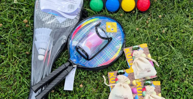 Novinky v půjčovně: pétanque a badminton