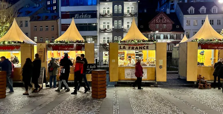 stánky pro prodejní trhy