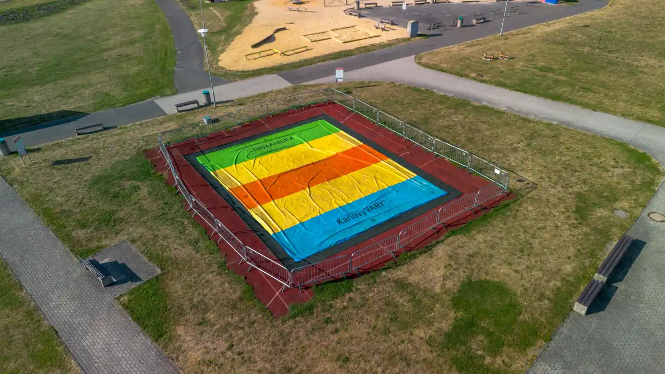 Vzduchová trampolína na Rolavě
