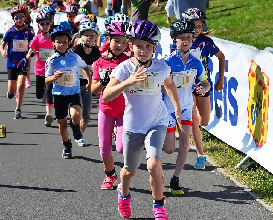 Triatlonový kolotoč zahájí Geis Baby Duathlon